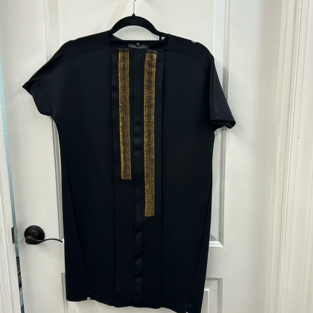 Marie St. Pierre short sleeve shift Dress